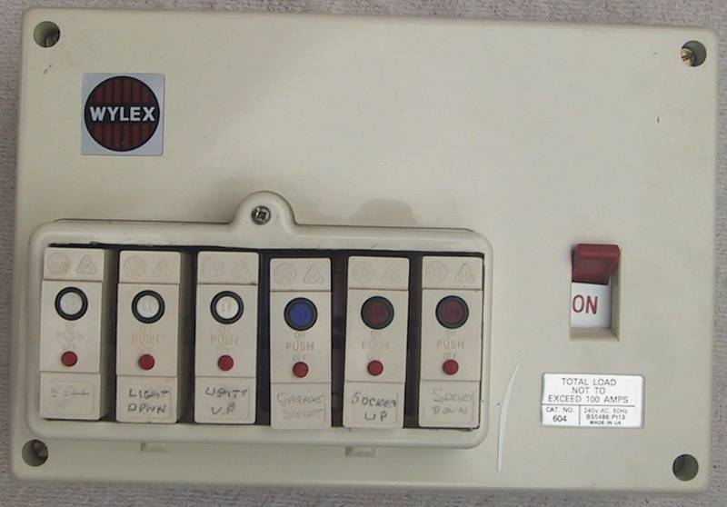 BS3871 Push Button Circuit Breaker Retrofit