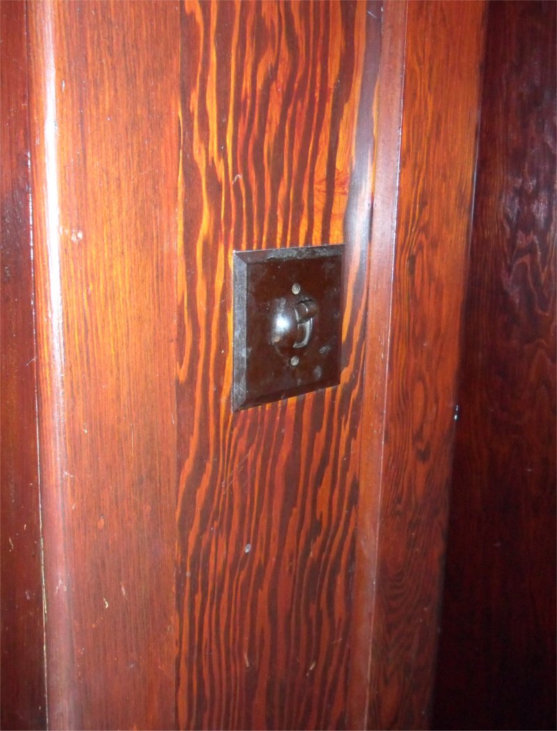 A 1950's Lincoln style Lektrik light switch we found in 2011