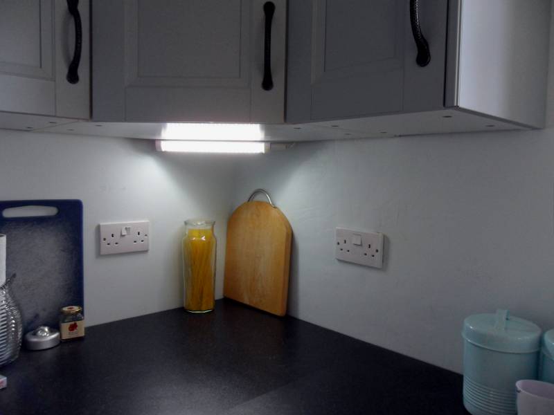 LED under cupboard corner kitchen lighting