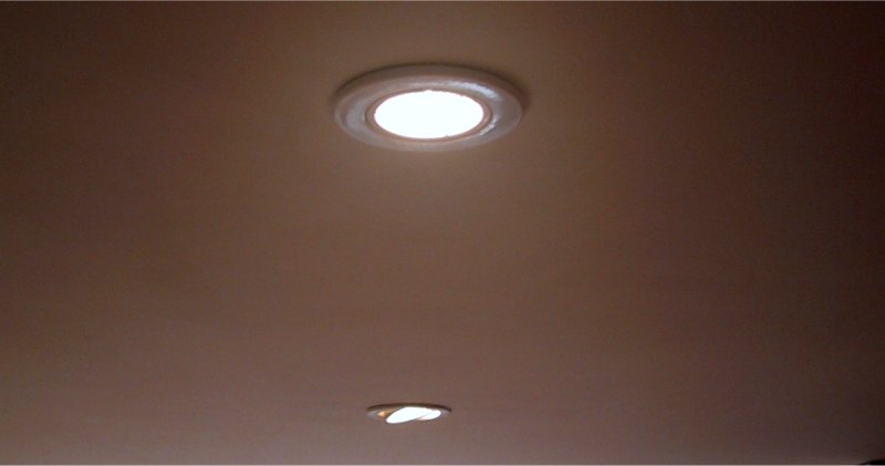 Detailed view of the straight and tilt downlighters